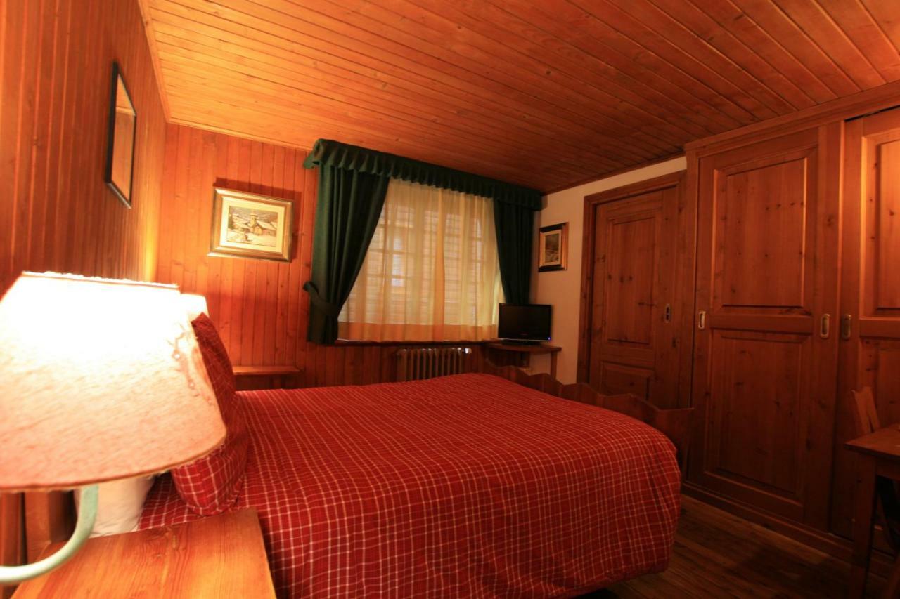 Albergo Villa Anna Maria Champoluc Exterior foto